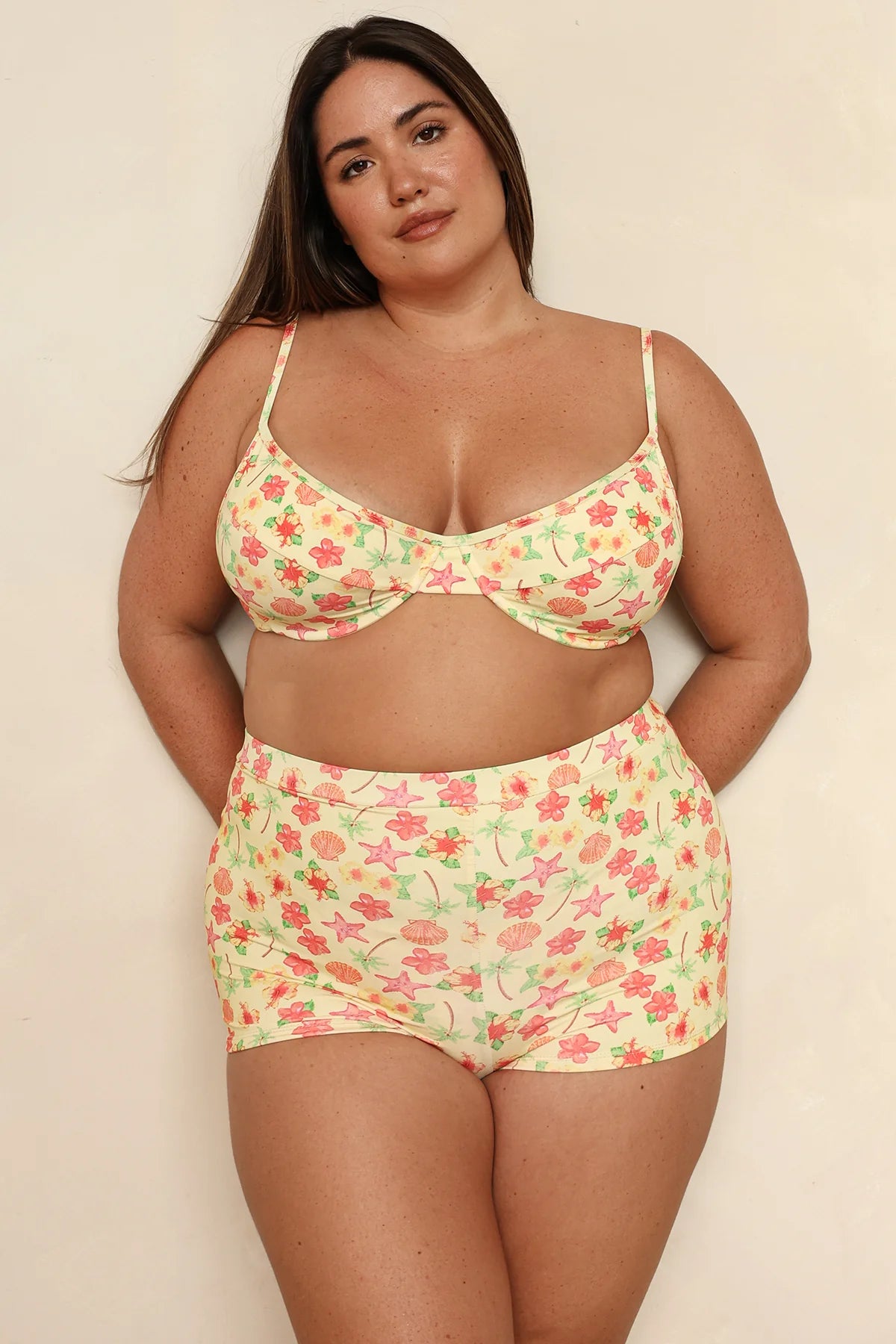 Farrah Elastic Waist Booty Short