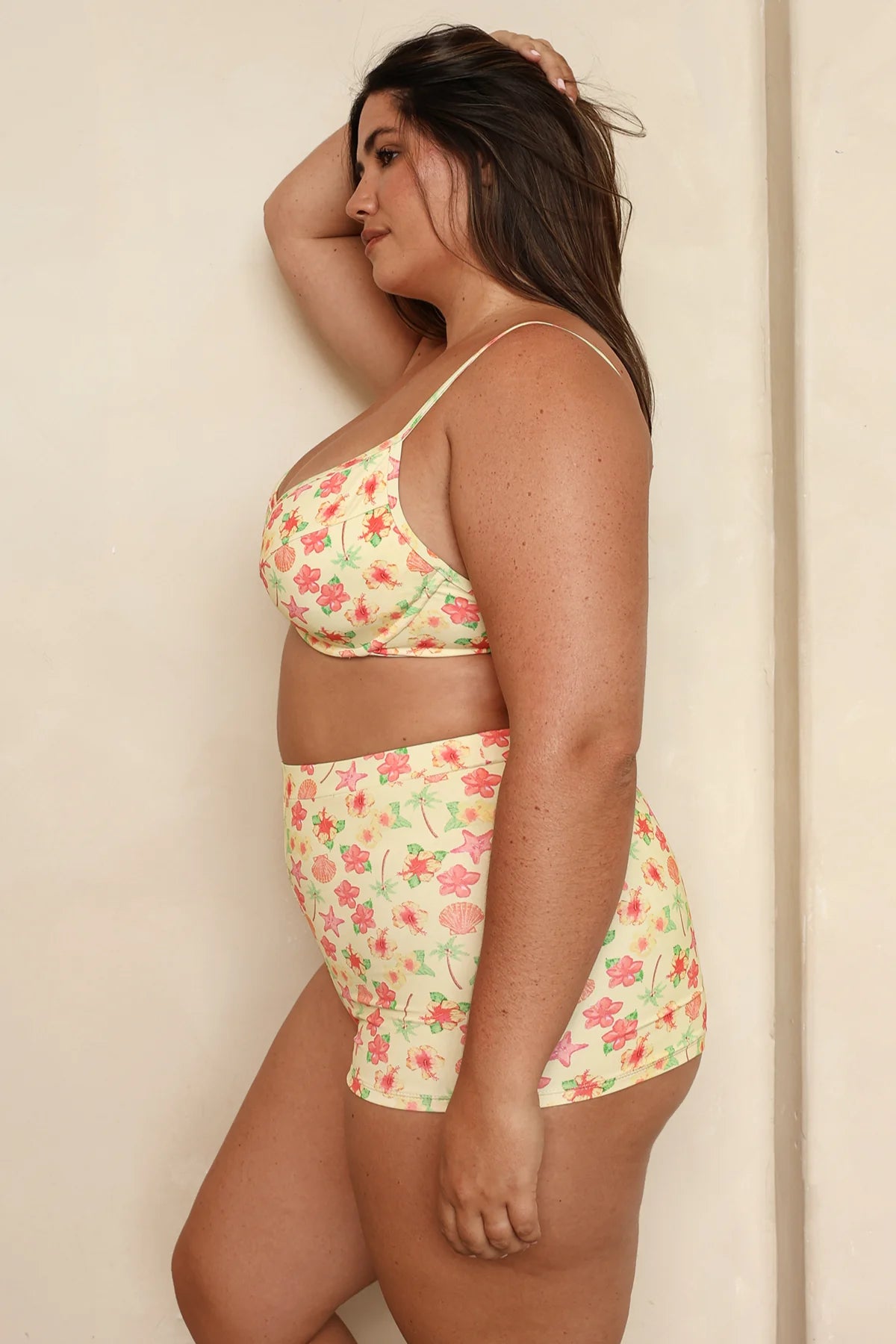 Farrah Elastic Waist Booty Short