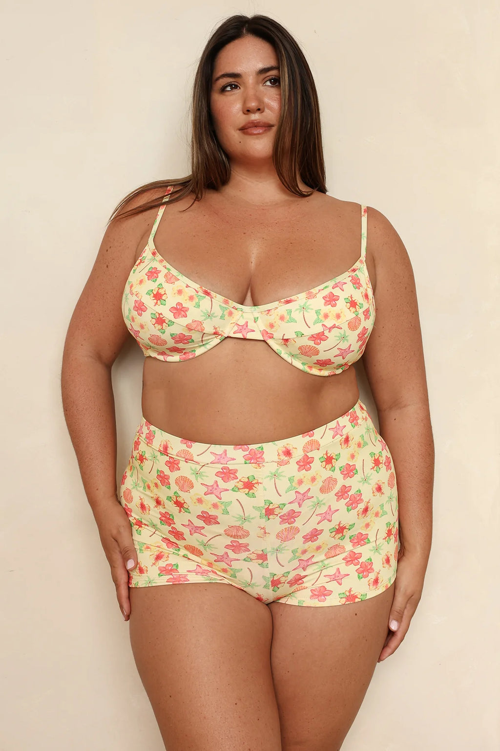 Farrah Elastic Waist Booty Short