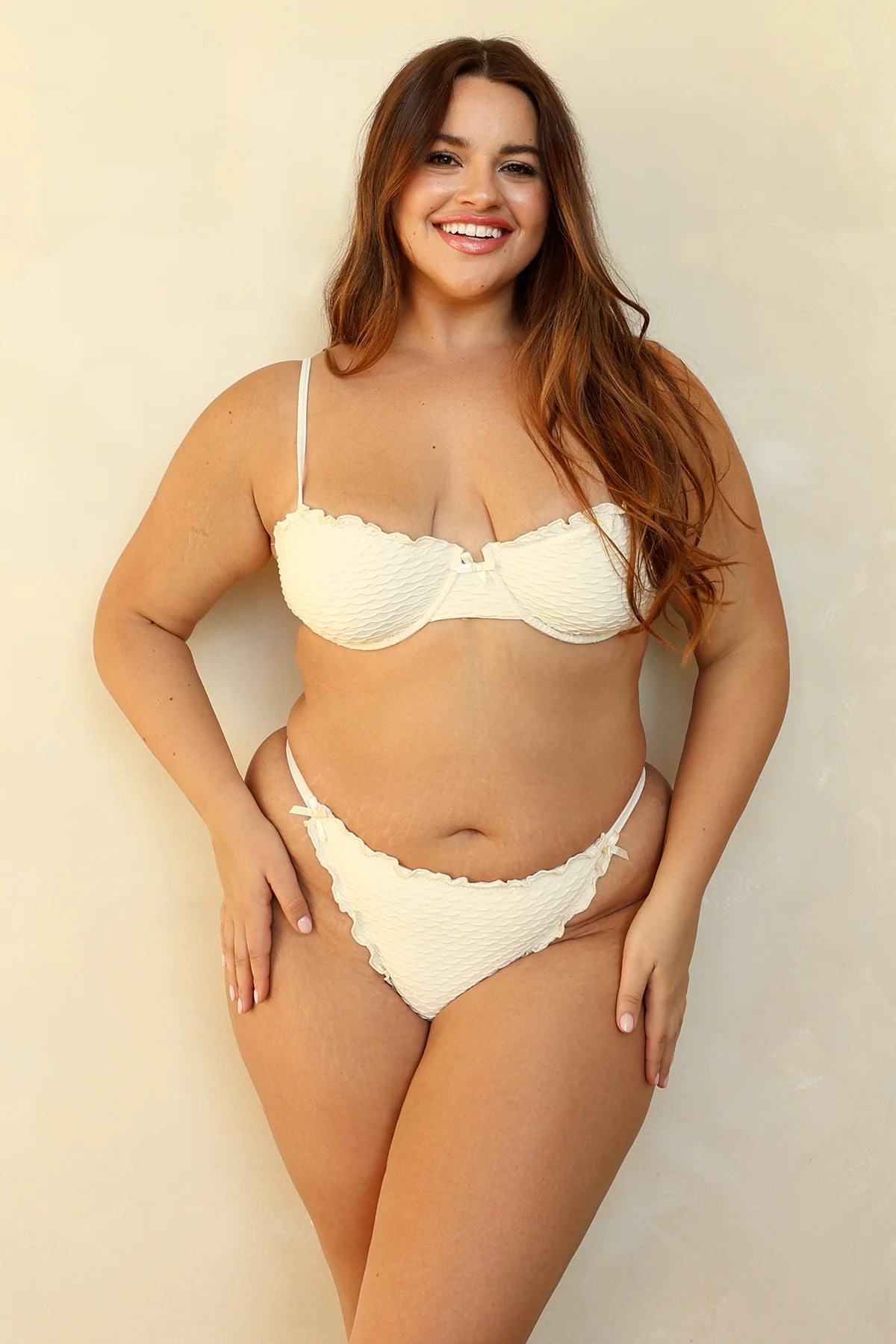 Gardenia Chica Underwire Cheeky Set