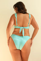 Aqua Sky Underwire Super Cheeky Set