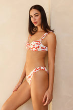 Cherise White Underwire Cheeky Set