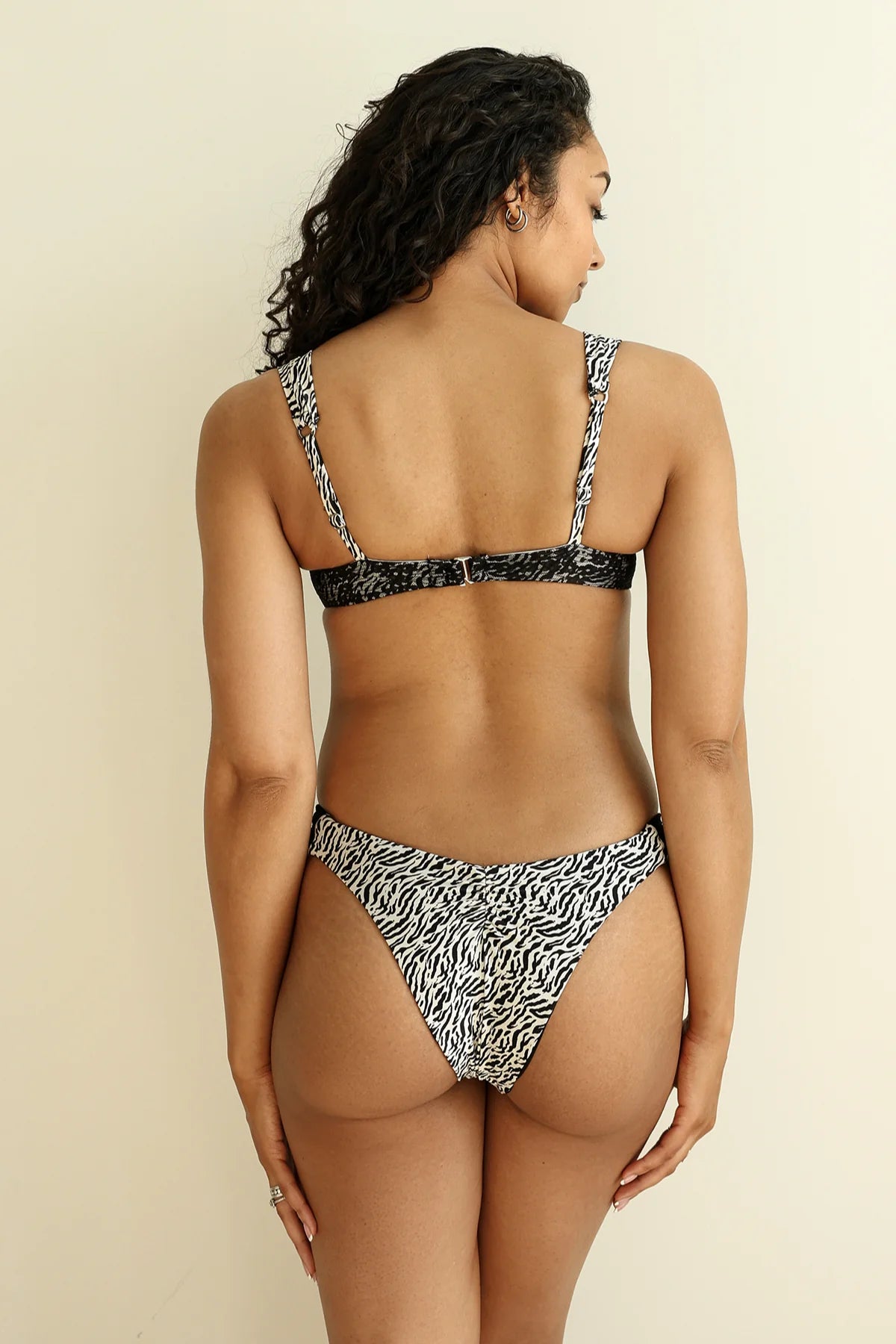 Wild Child Stray Underwire Thong Set